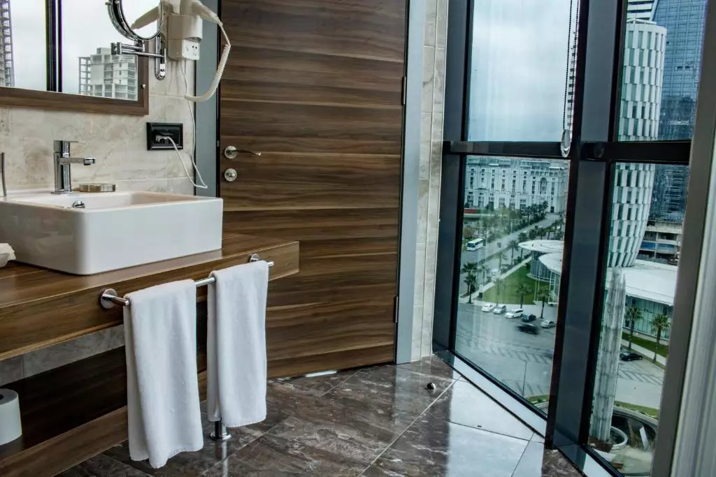 سرویس بهداشتی SKY TOWER